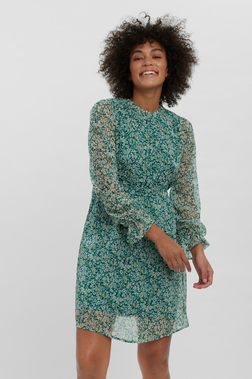 

Платье женское Vero Moda 10270638 зеленое XS, 10270638