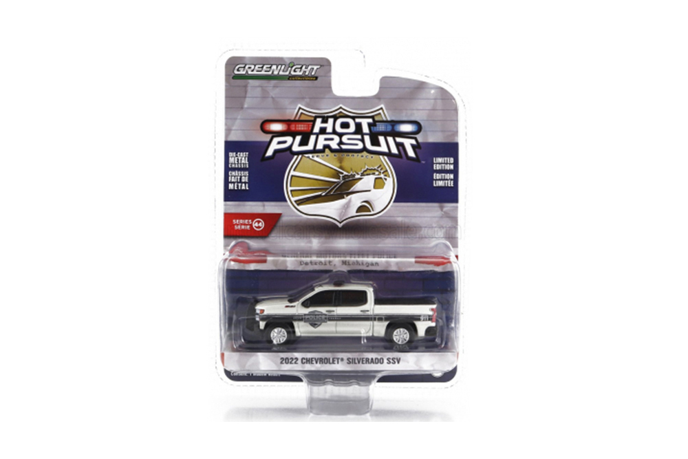 

Модель коллекционная GREENLIGHT Chevrolet silverado ssv "general motors fleet police" 2022, Белый