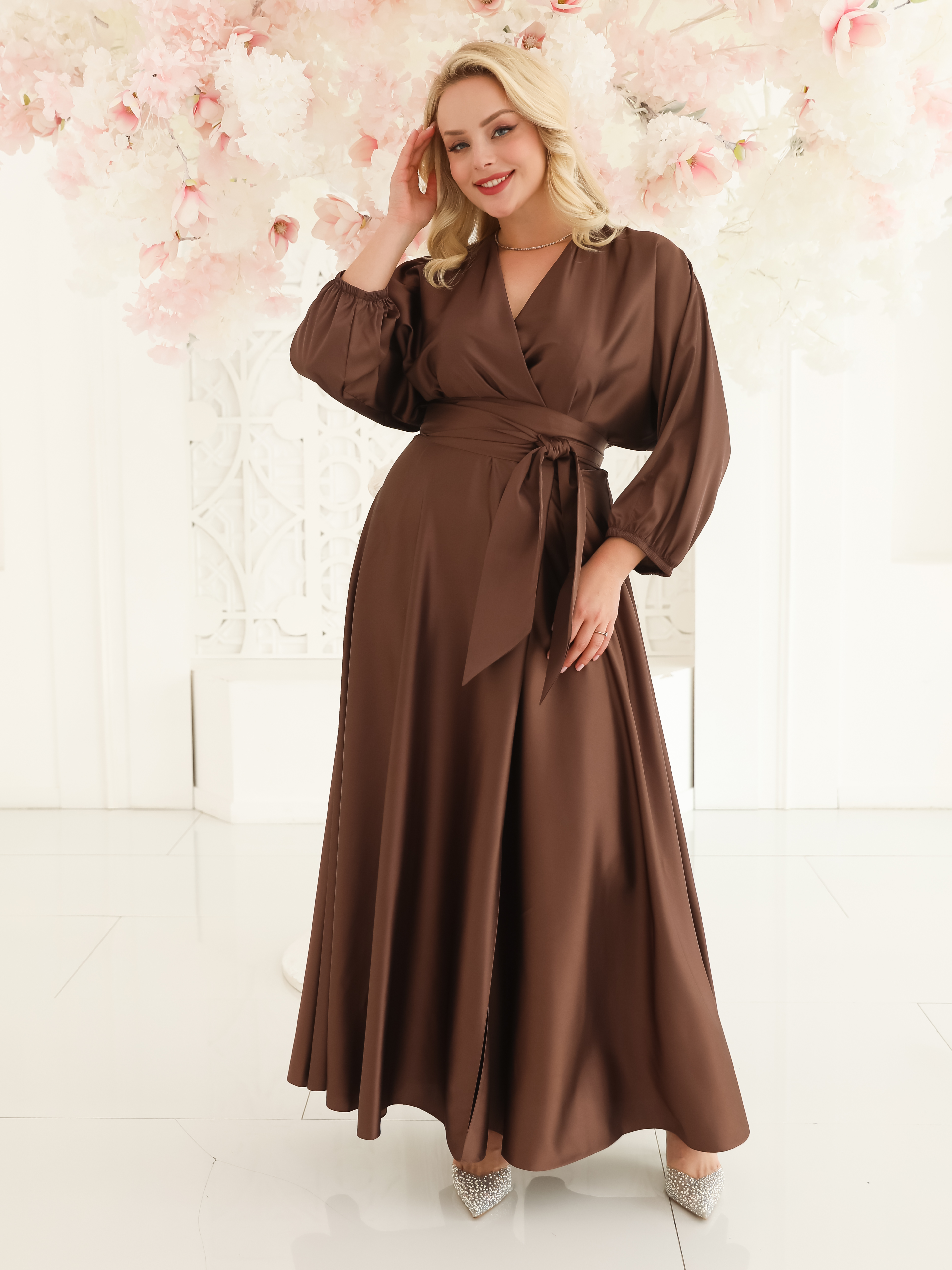 

Платье женское Olga Gridunova Collection 12345 коричневое M/L, Коричневый, 12345