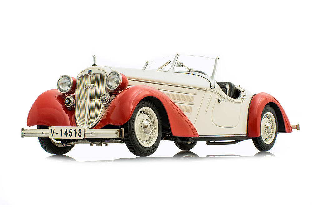 Модель коллекционная CMC Audi 225 front roadster 1935 white/red limited edition 4000 pcs.