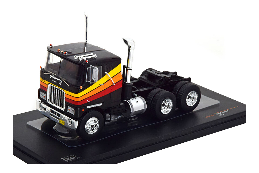 

Модель коллекционная IXO Mack series f 1977 black, Черный