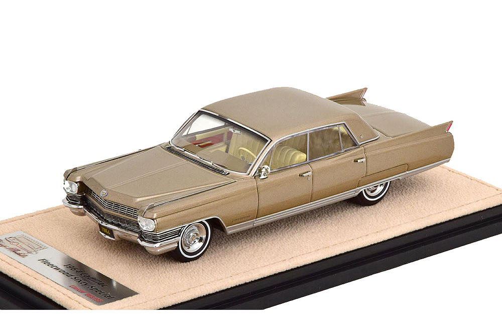 

Модель коллекционная STAMP Cadillac sixty special 1964 palomino metallic, Бежевый