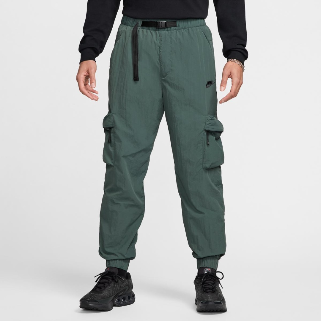 

Брюки мужские Nike Tech Woven FZ0756 зеленые M, Зеленый, Tech Woven