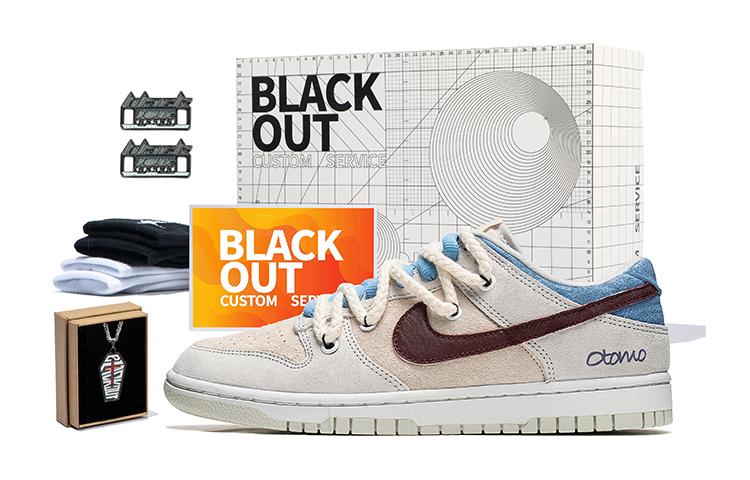 

Кеды унисекс Nike Dunk Low blackout серые 43 EU, Серый, Dunk Low blackout