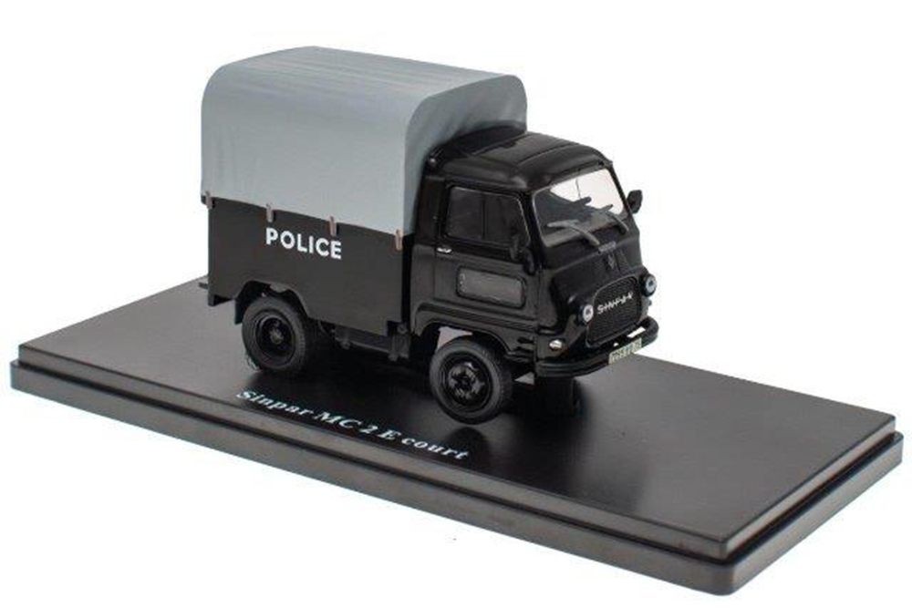 

Модель коллекционная Renault sinpar mc 2 e 4X4 court police (полиция франции) 1968 black, Черный