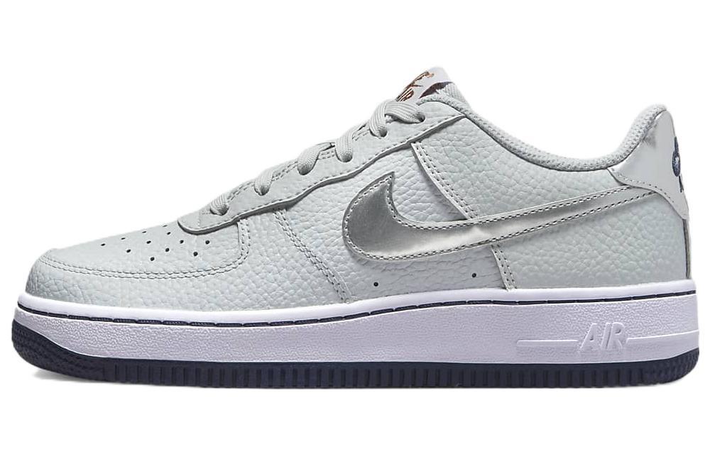 

Кеды унисекс Nike Air Force 1 Low GS серые 38.5 EU, Серый, Air Force 1 Low GS