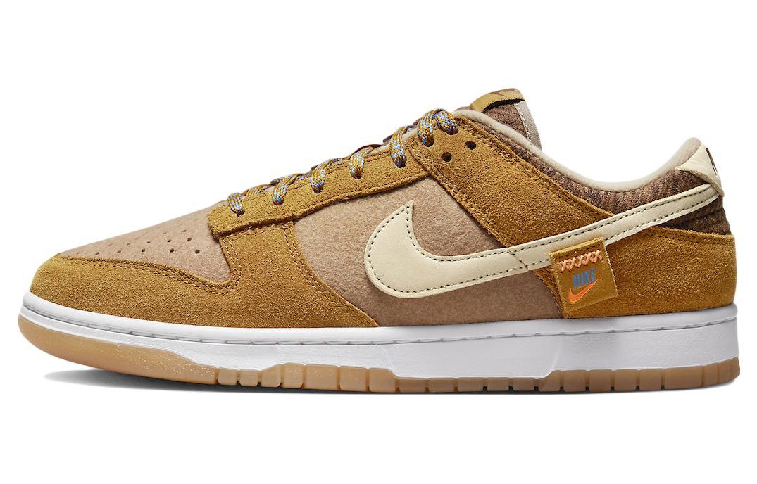 

Кеды унисекс Nike Dunk Low Teddy Bear коричневые 42 EU, Коричневый, Dunk Low Teddy Bear