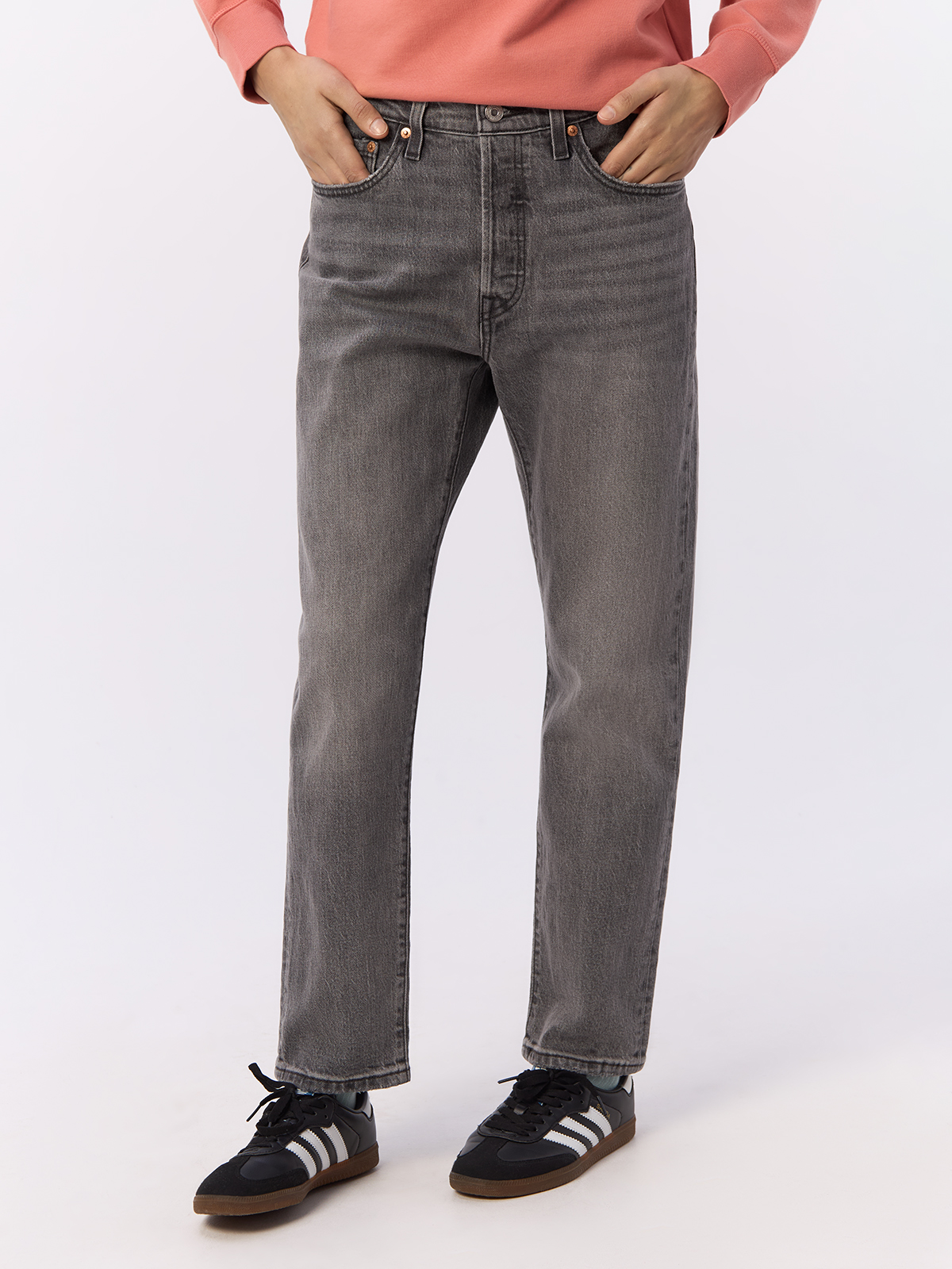 

Джинсы женские Levi's 36200 серые 31-30, Серый, 501