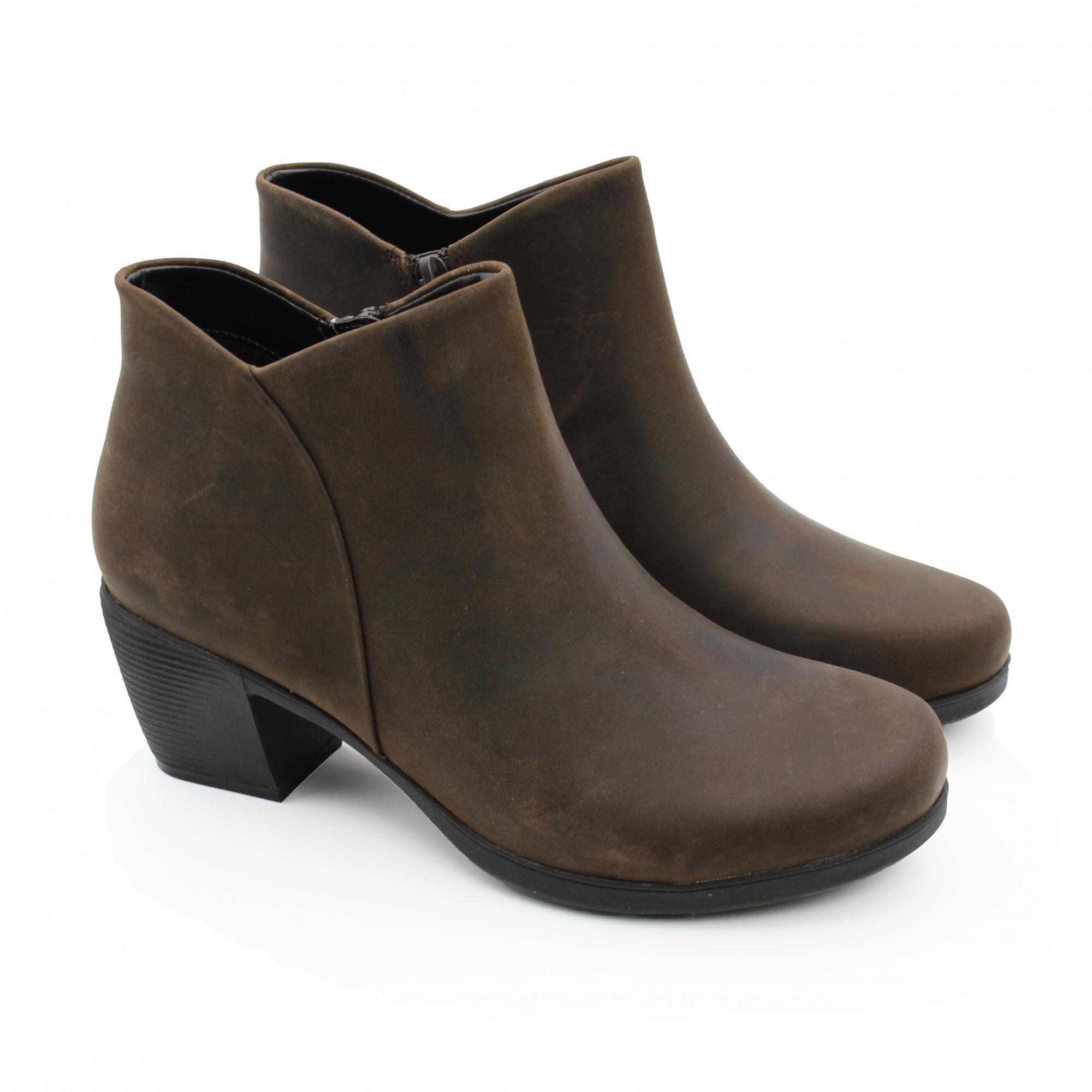 

Ботильоны женские Clarks Un Lindel Zip 26145613 коричневые 39 EU, Коричневый, Un Lindel Zip 26145613
