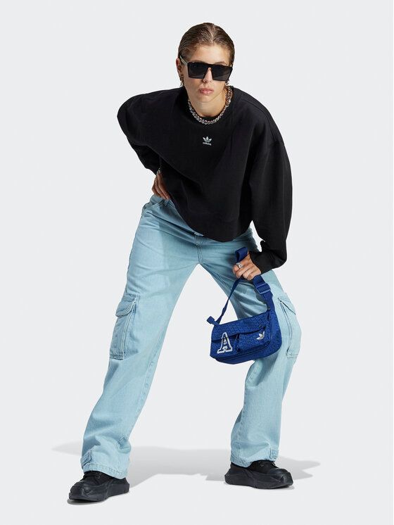

Свитшот женский Adidas 0000301208327 черный S (доставка из-за рубежа), 0000301208327