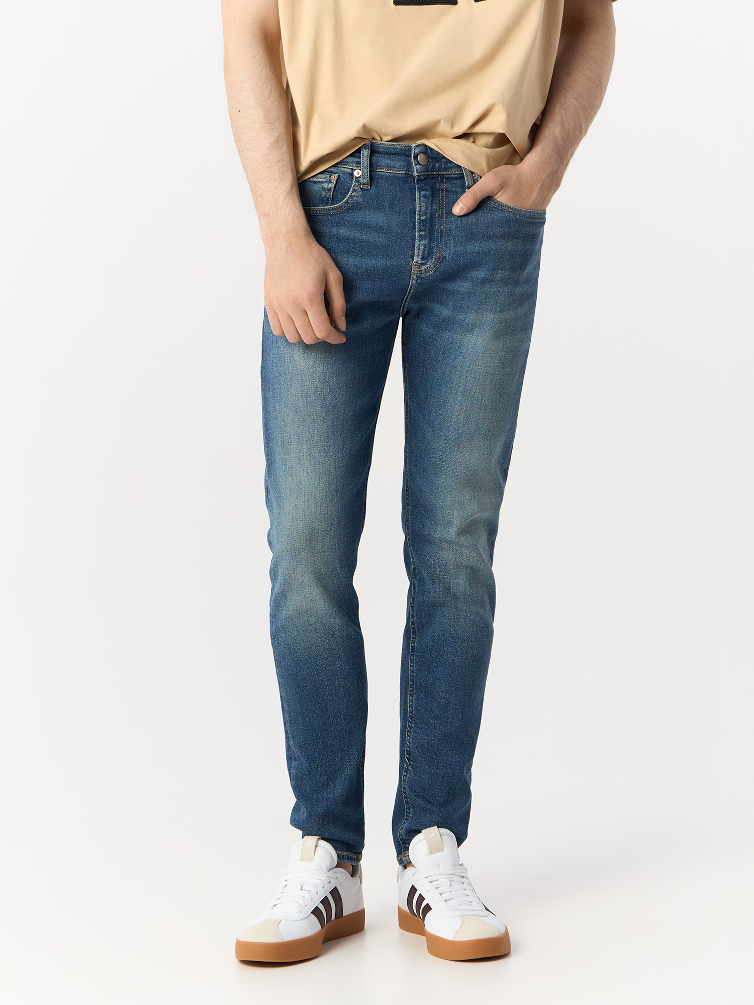 

Джинсы мужские Calvin Klein Jeans J30J324198 синие 38/32, Синий, J30J324198
