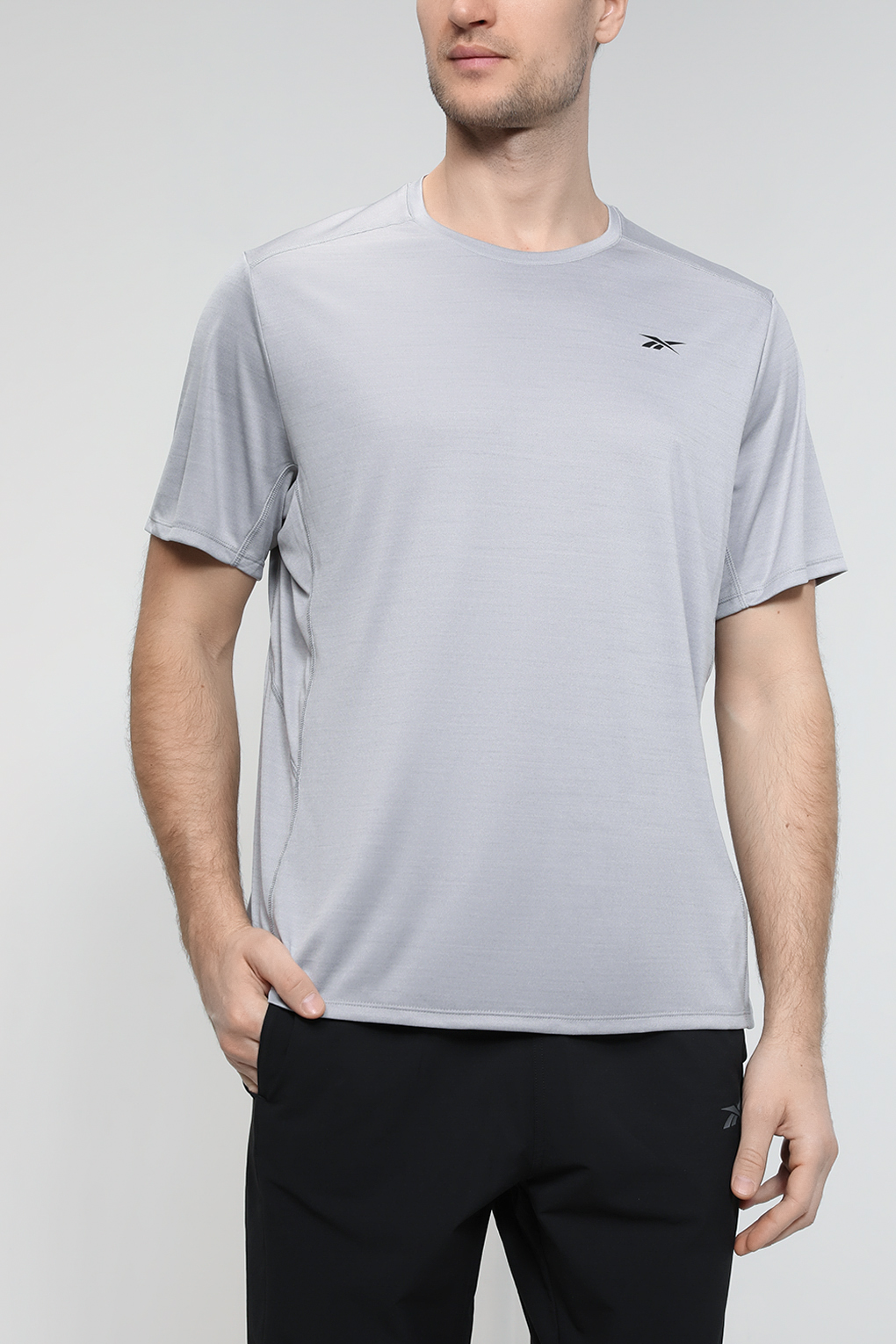 

Футболка мужская Reebok HR6146 серая M, Серый, HR6146
