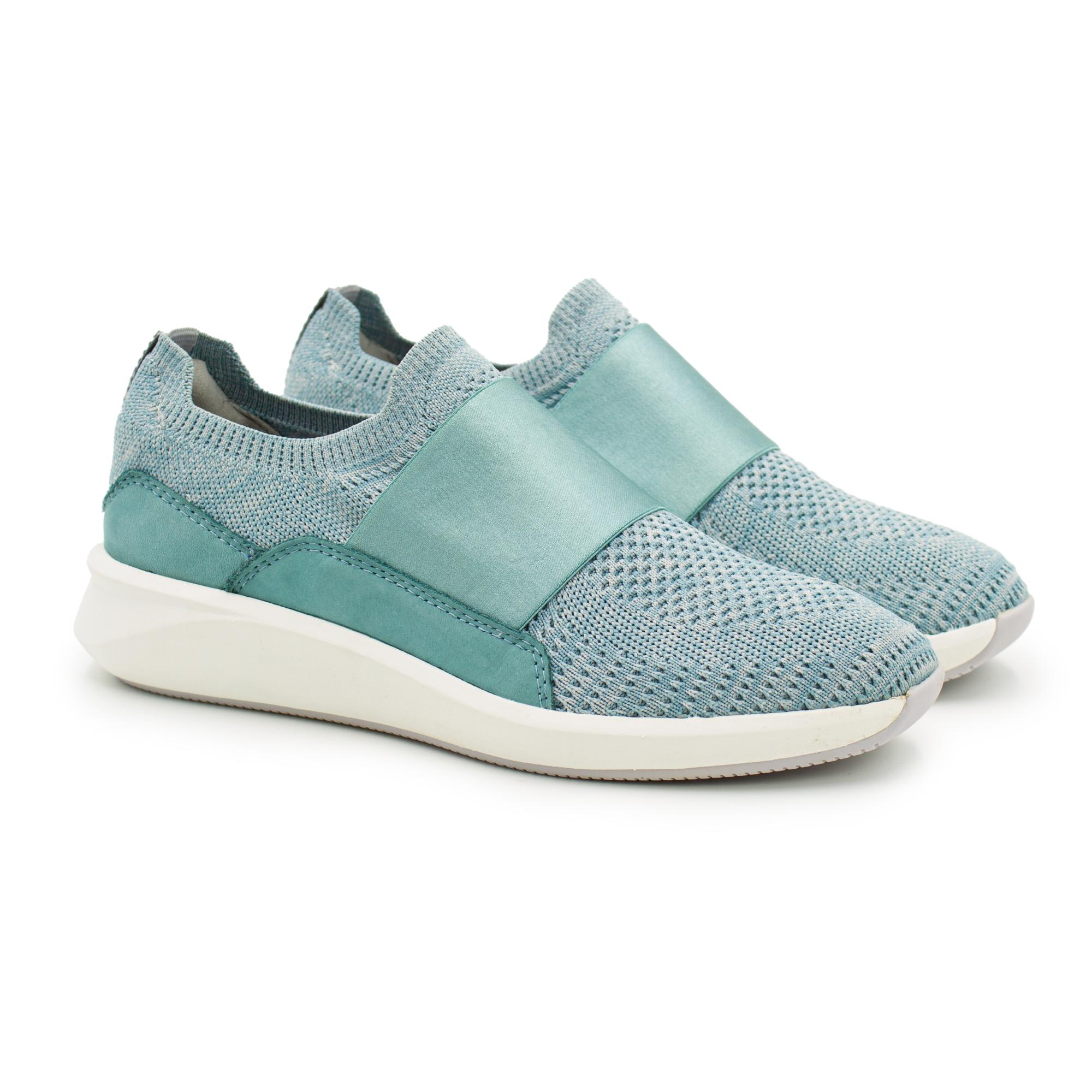 Кроссовки женские Clarks Un Rio Knit бирюзовые 39.5 EU