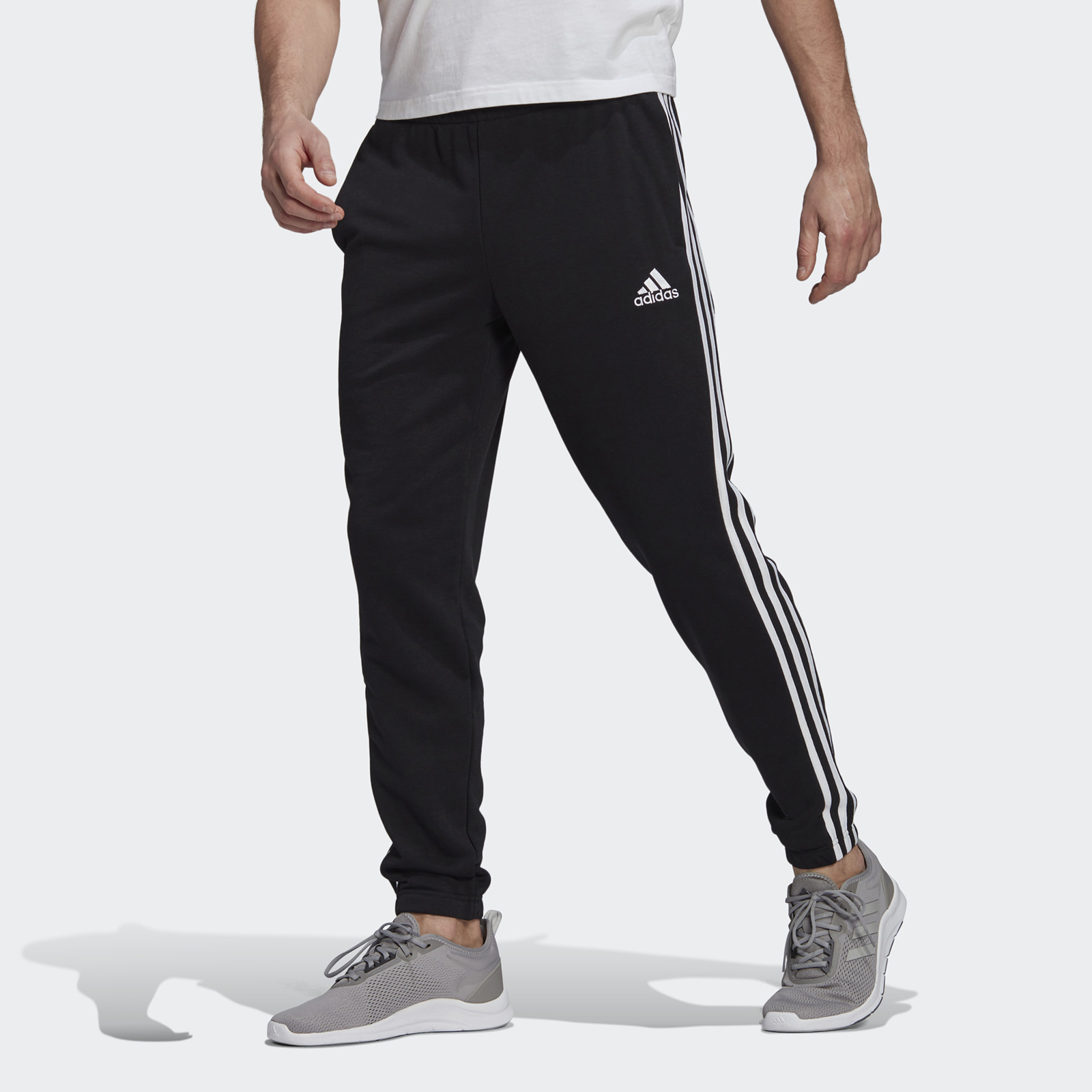 

Спортивные брюки мужские Adidas GK8829 черные L, Черный, GK8829