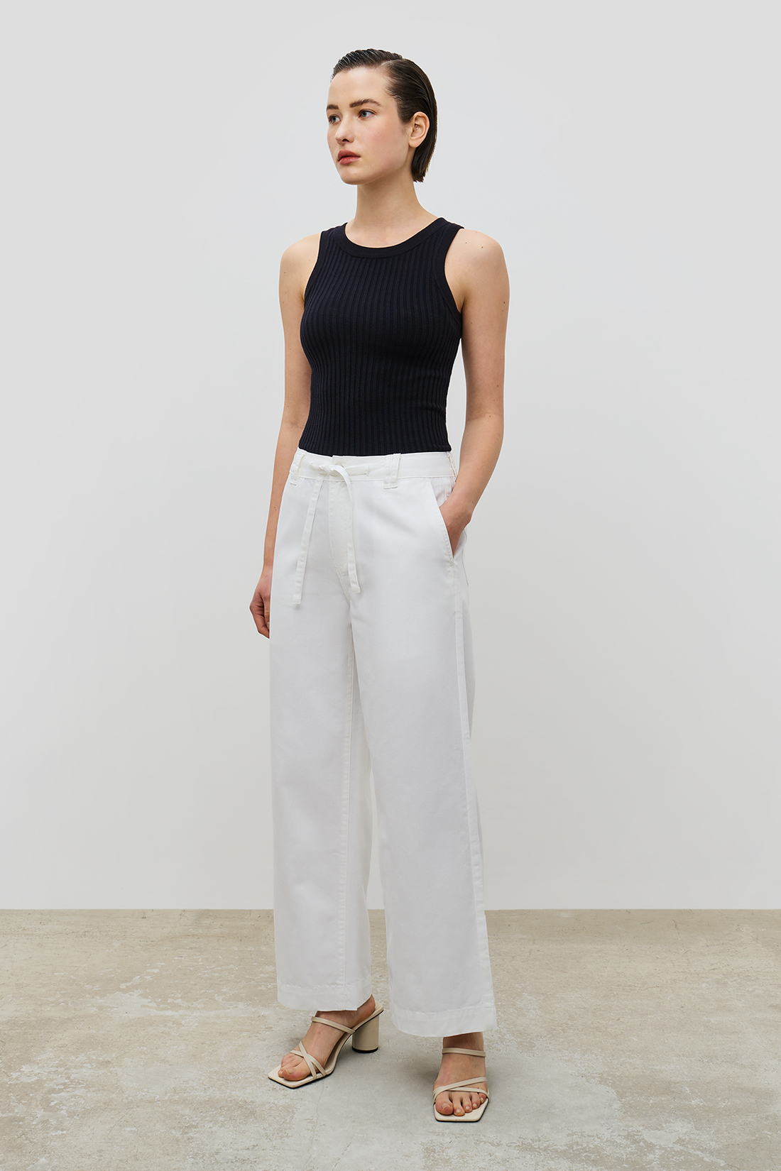 

Брюки женские Baon B2923044 белые S, Белый, B2923044