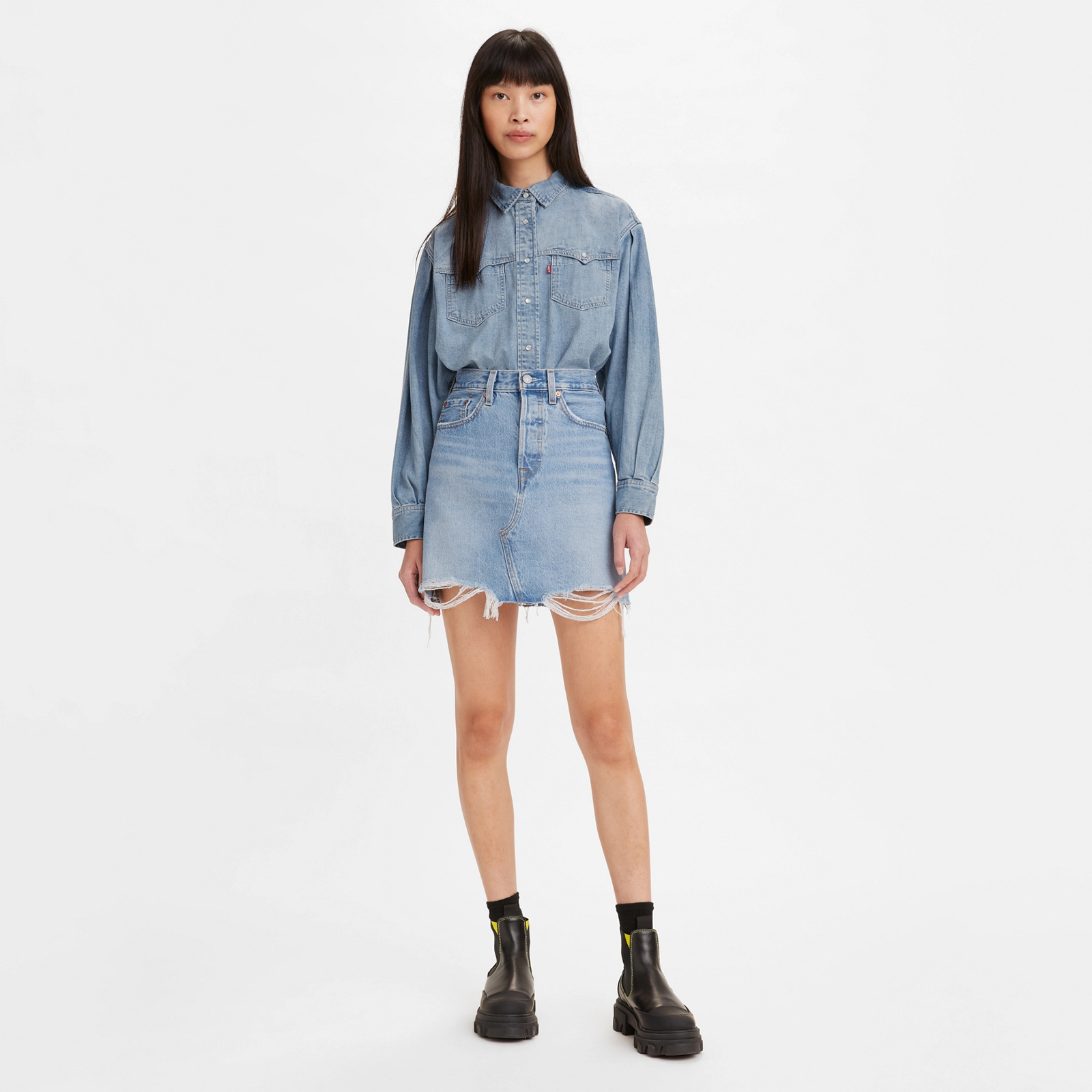 фото Юбка женская levi's 77882-0040 голубая 25 us