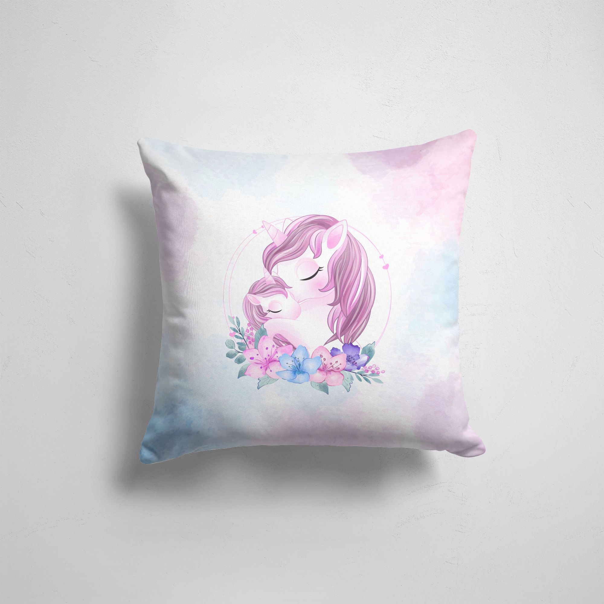 

Подушка декоративная 45х45см Звери Единороги Мимимишность, Разноцветный