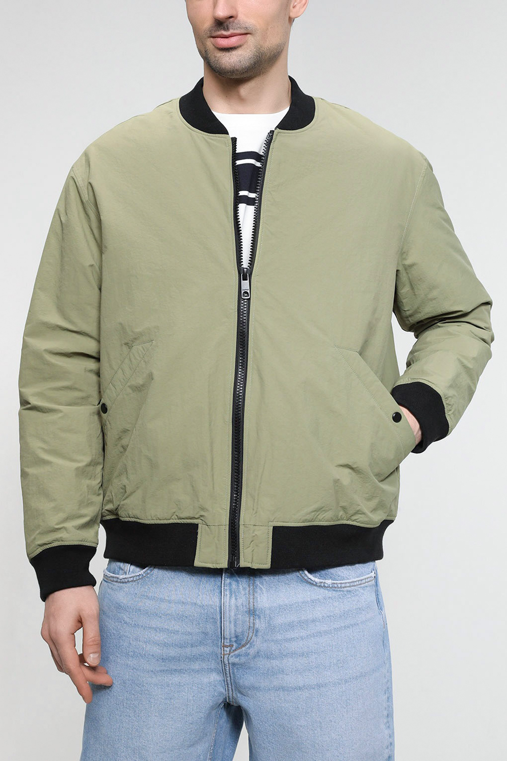 

Бомбер мужской Esprit Edc 013CC2G301 хаки 2XL, 013CC2G301