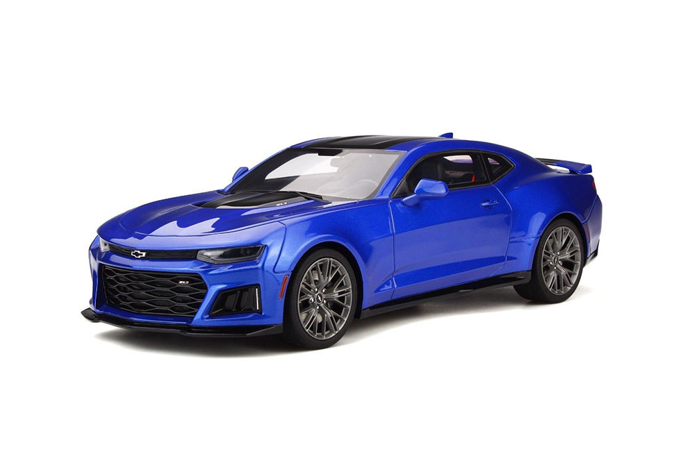 Модель коллекционная GT SPIRIT Chevrolet camaro ZL1 2017 deep blue