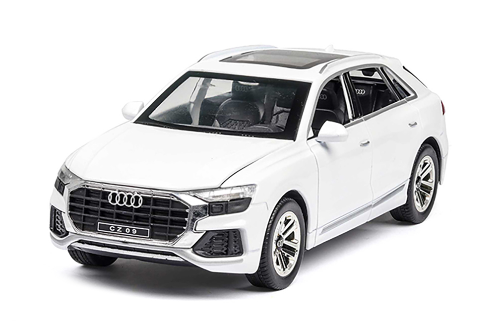 Модель коллекционная CMF Audi Q8 2020 white