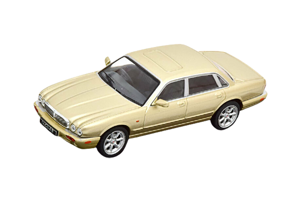 

Модель коллекционная IXO Jaguar XJ8 (X308) 1998 metallic beige, Бежевый