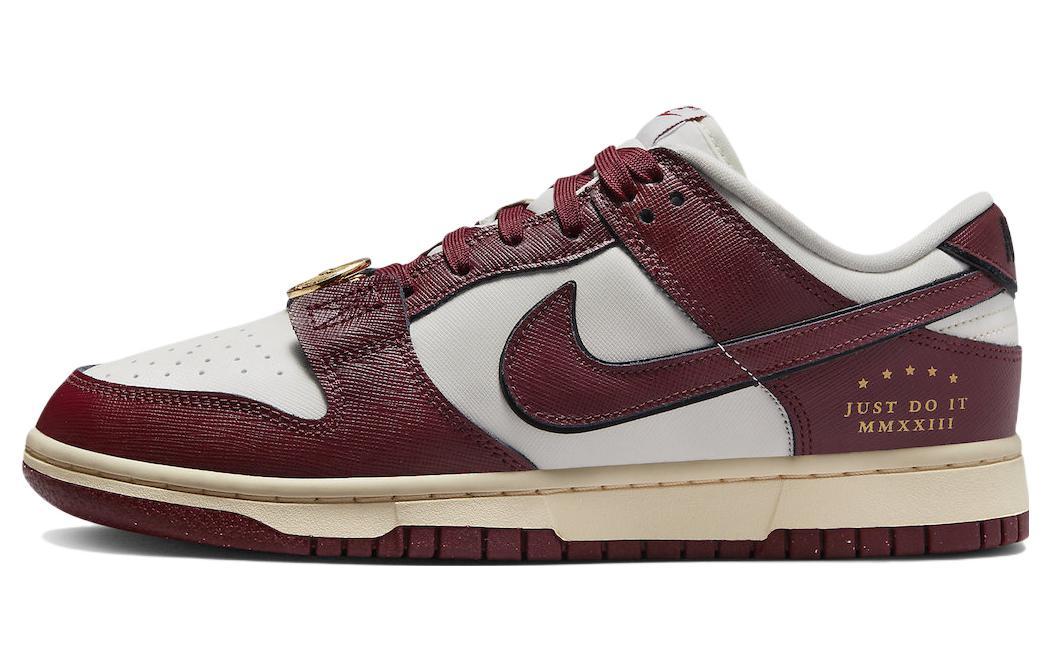 

Кеды унисекс Nike Dunk Low Pendant Team Red белые 40 EU, Белый, Dunk Low Pendant Team Red