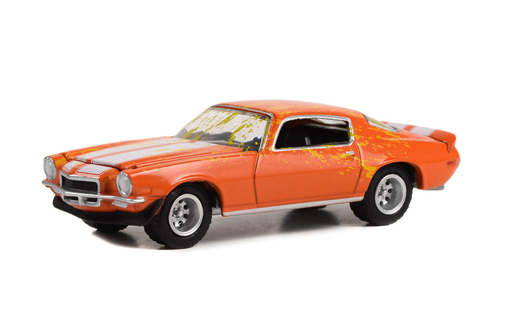 

Модель коллекционная GREENLIGHT Chevrolet camaro Z28 1971 (из т/c остаться в живых)