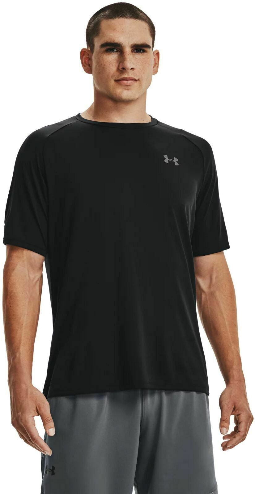 

Футболка мужская Under Armour 1326413-001 черная 4XLT, 1326413-001