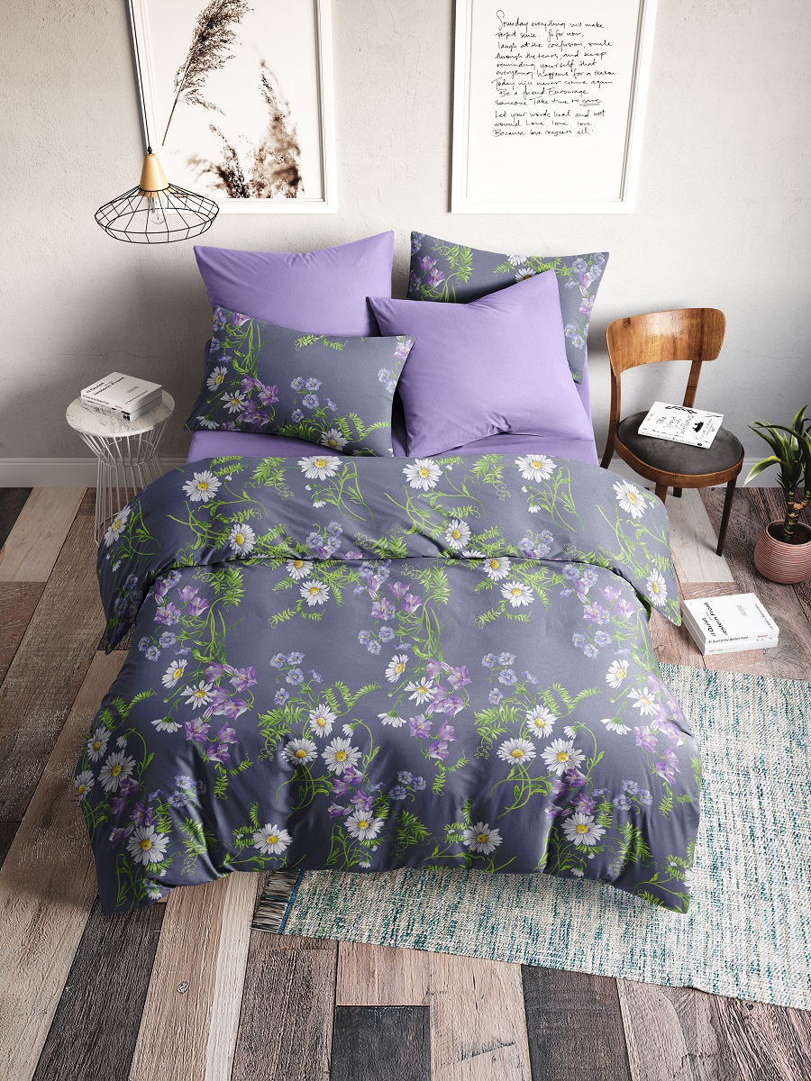 

Постельное Белье "Ромашки" (лаванда) 70162-1+615 Поплин семейное с пр. на резинке (70х70)