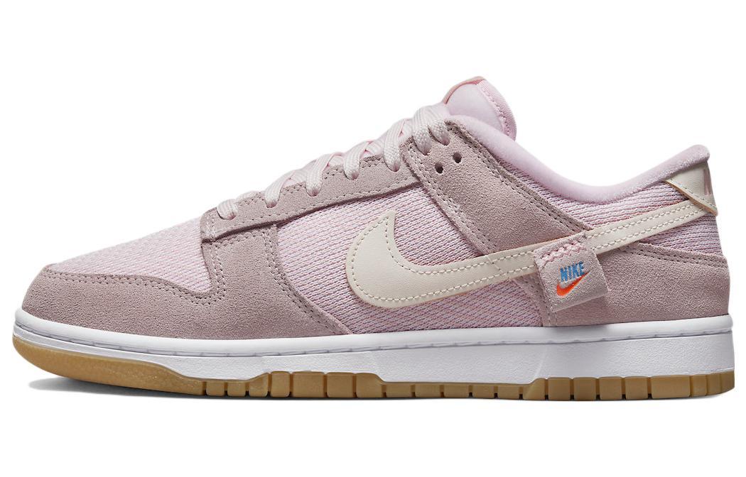 

Кеды унисекс Nike Dunk Low teddy bear розовые 38 EU, Розовый, Dunk Low teddy bear