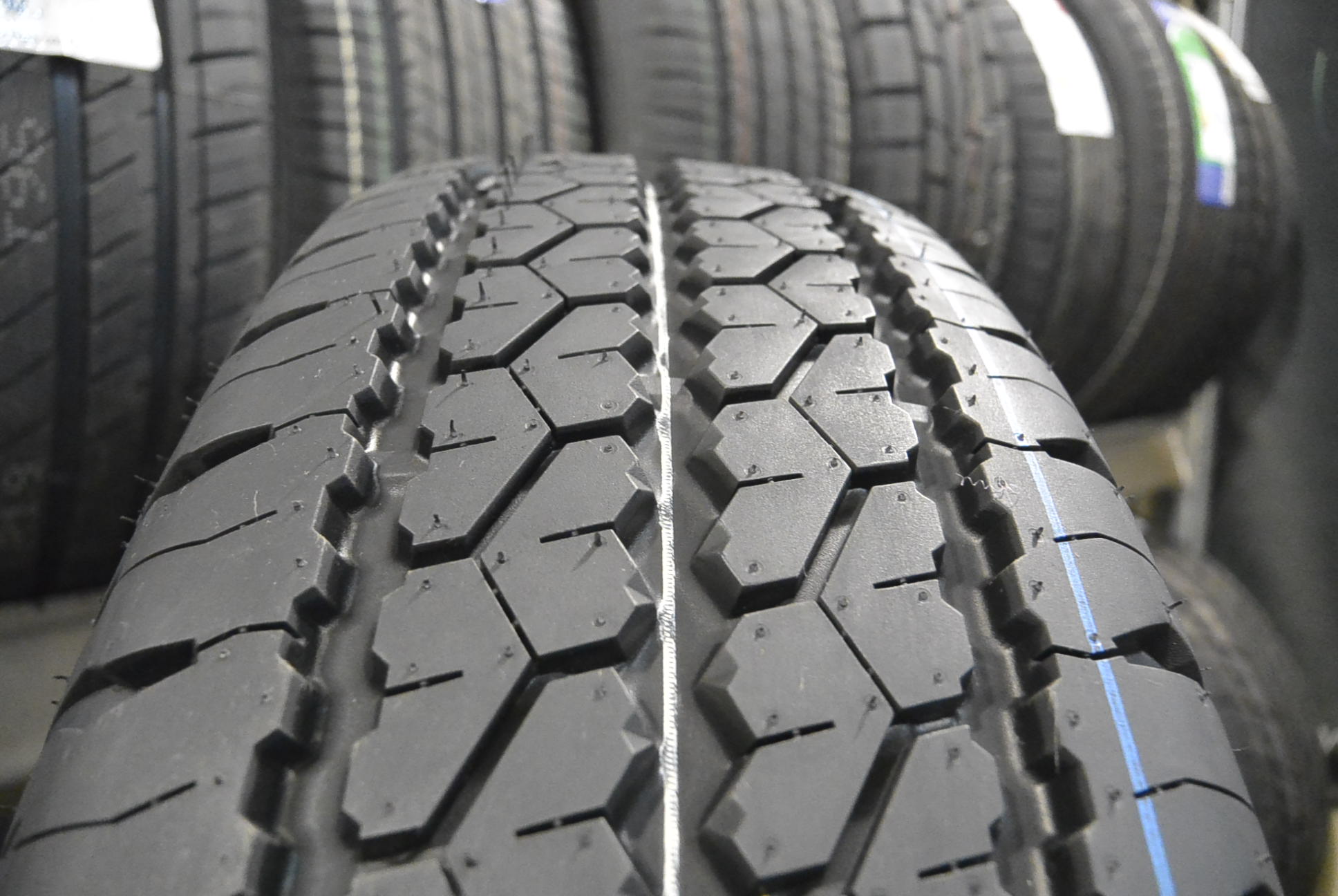 Шина Royal Black Royal Commercial 195/75 R16C 107/105R 2023гв