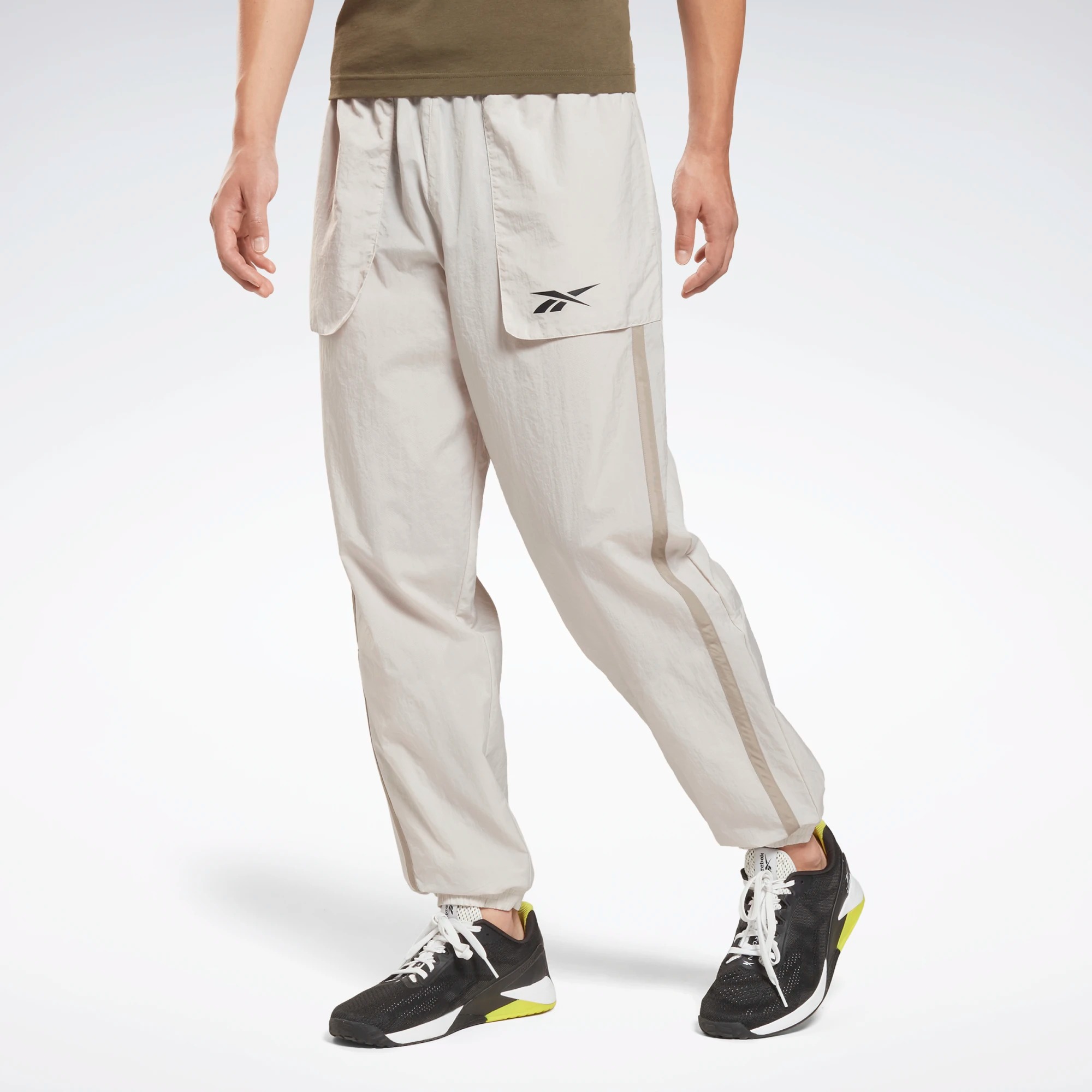 

Брюки мужские Reebok HB5945 бежевые L, HB5945