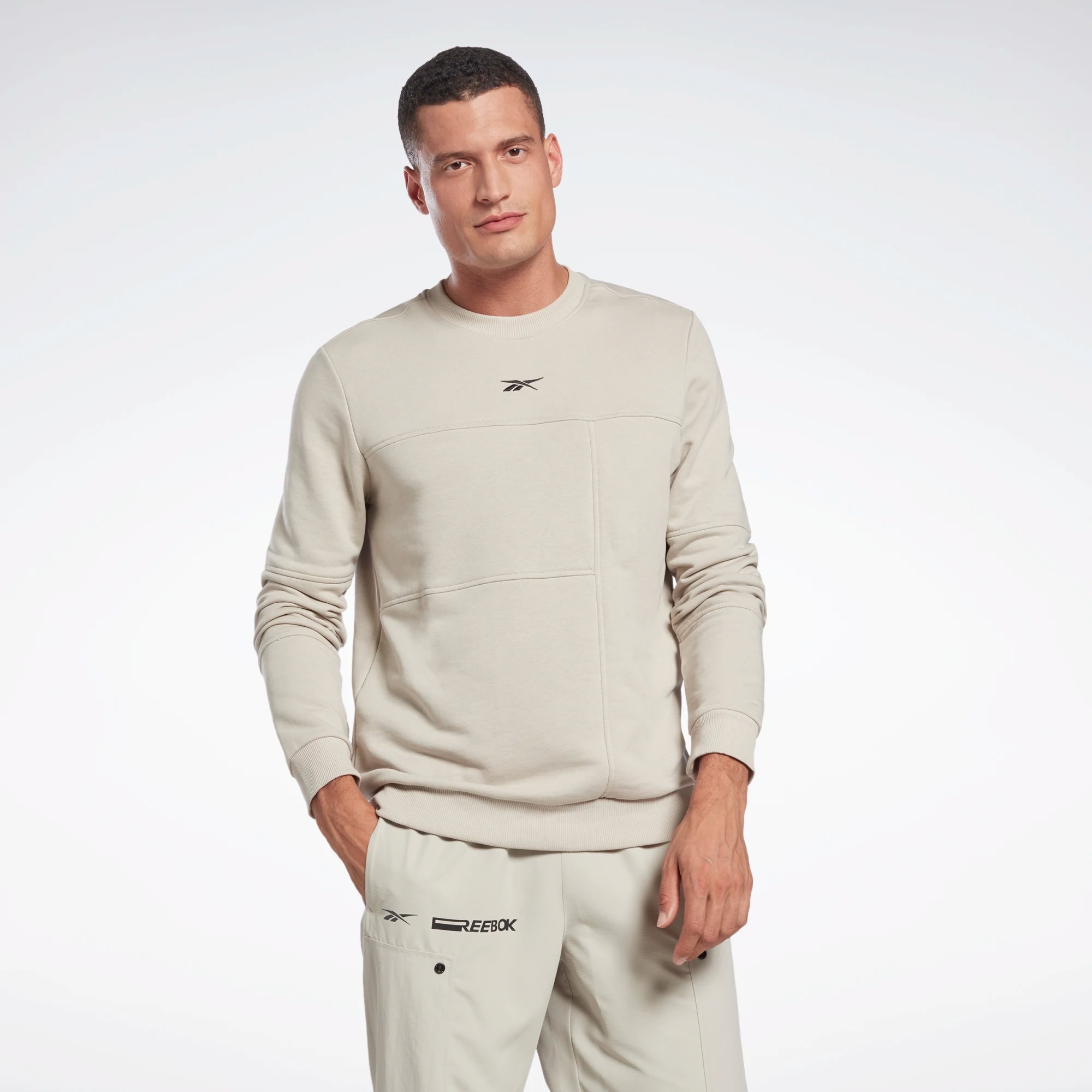 

Джемпер мужской Reebok H54333 бежевый XS, H54333
