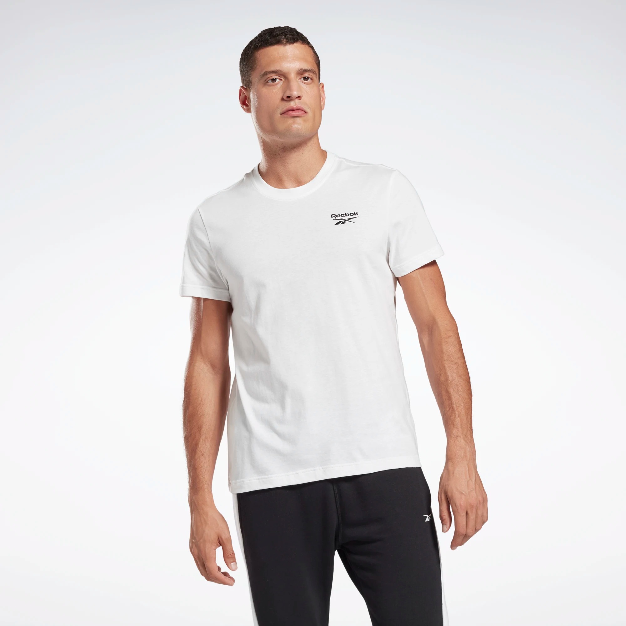 

Футболка мужская Reebok GL3146 белая 2XL, GL3146