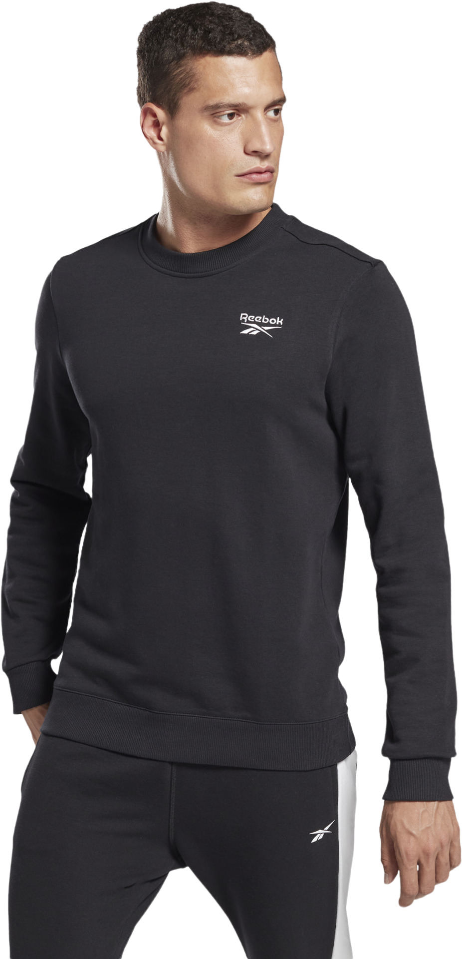 

Джемпер мужской Reebok GL3167 черный 2XL, GL3167