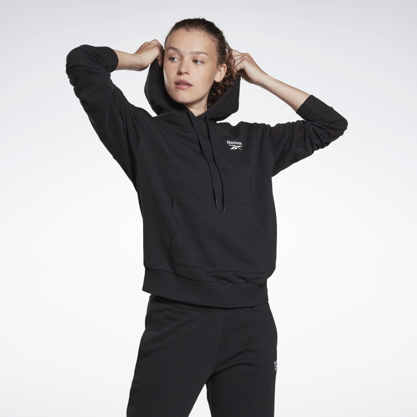 

Худи женское Reebok GI6563 черное 2XS, GI6563