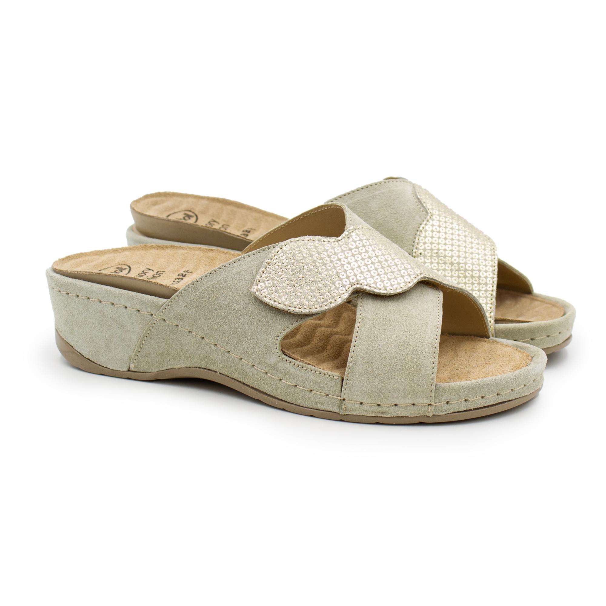 

Сабо женские Scholl NIVES CROSS F299361075 золотистые 40 EU, Золотистый, NIVES CROSS F299361075
