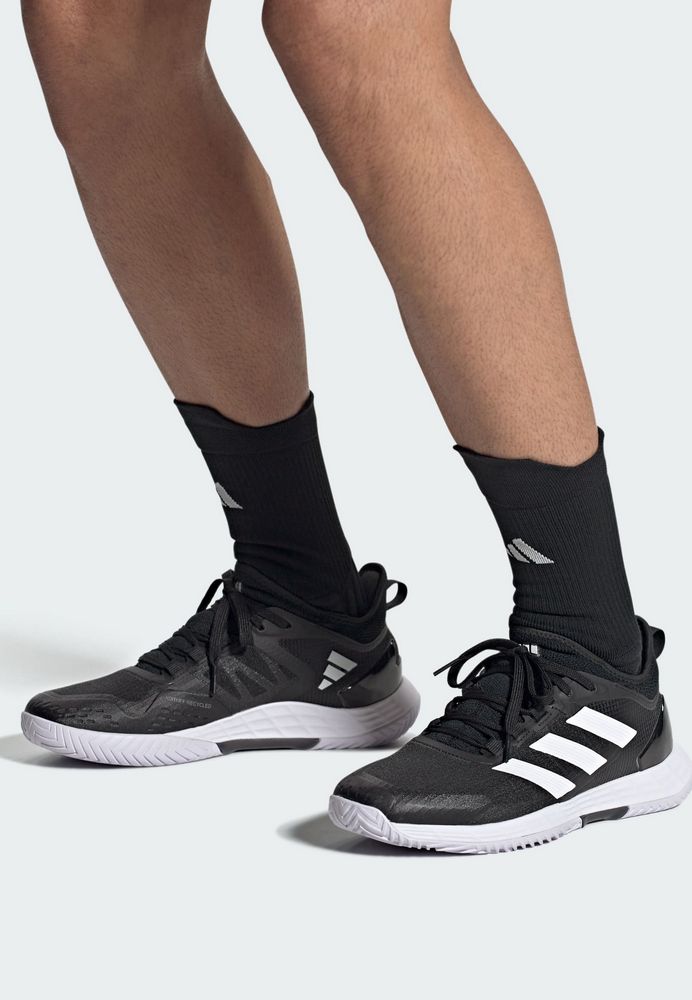 

Кроссовки унисекс Adidas Performance AD544A1D6 черные 40 EU, Черный, AD544A1D6