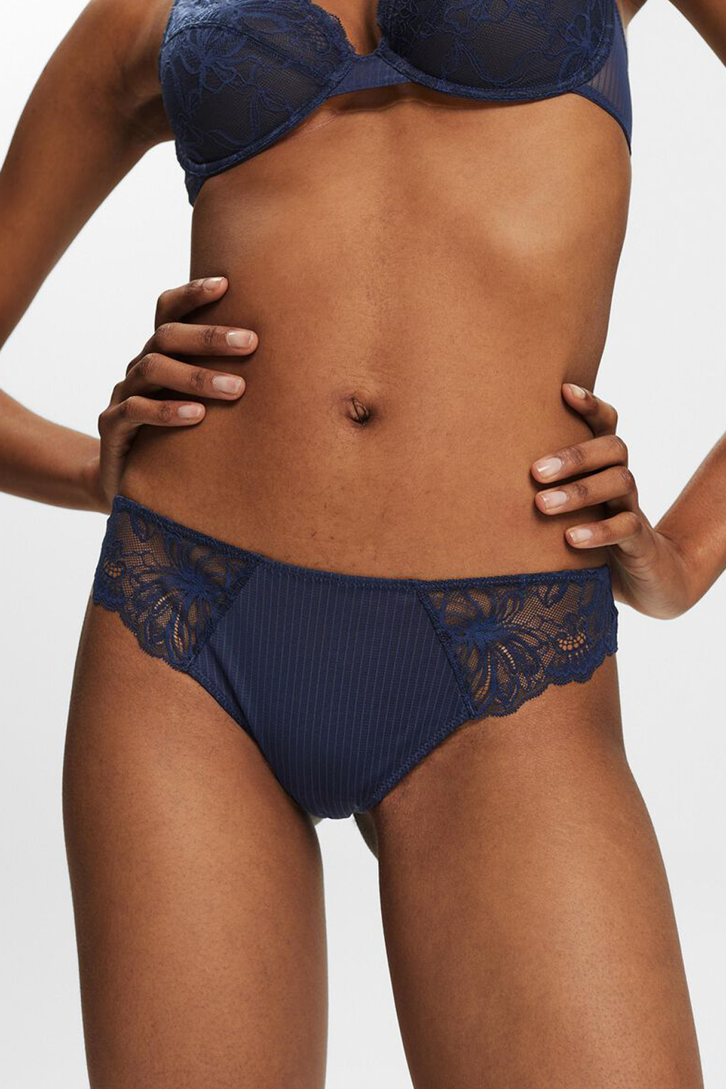 

Трусы женские Esprit 034EF1T305 синие 38, Синий, 034EF1T305