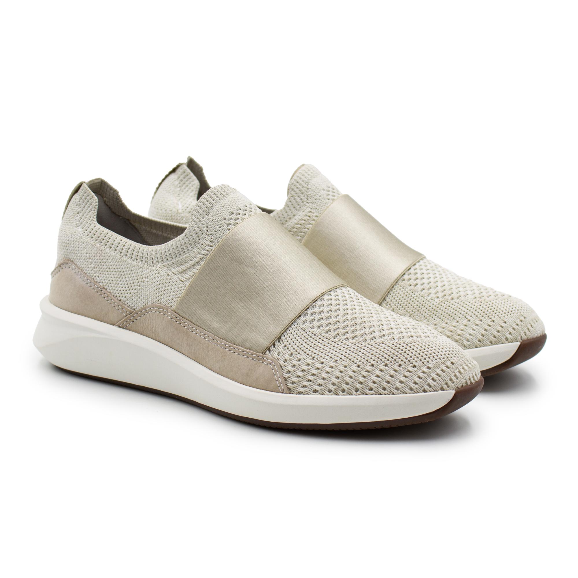 Кроссовки женские Clarks Un Rio Knit бежевые 39 EU