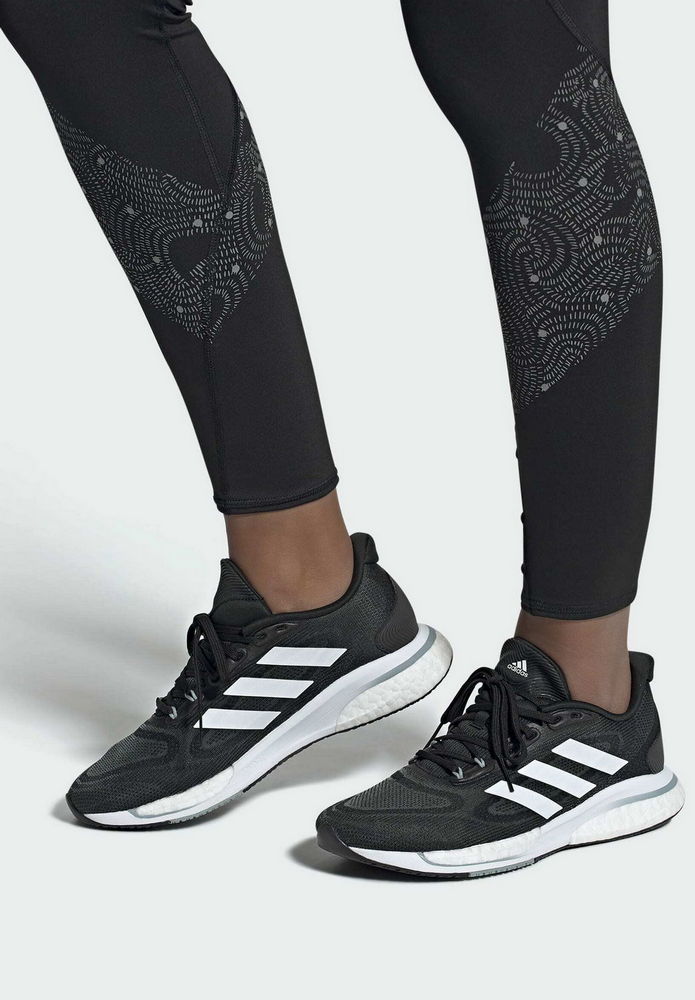 

Кроссовки мужские Adidas Performance AD541A242 черные 45 1/3 EU, Черный, AD541A242