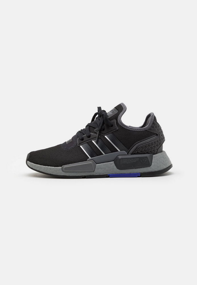 

Кроссовки унисекс Adidas Originals AD115O1NN черные 48 EU, Черный, AD115O1NN