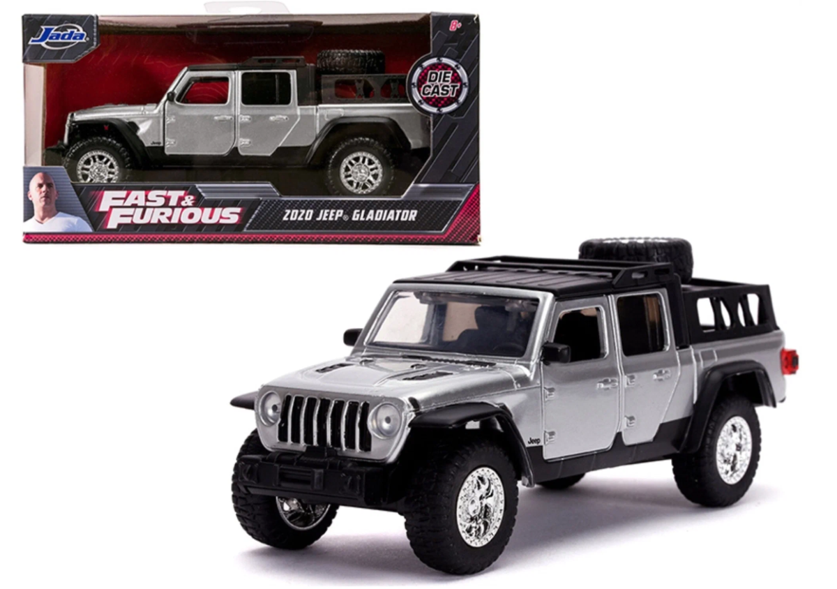 Пикап игрушечный Iqchina Jada Fast and Furious Jeep Gladiator Серебристый с черным верхом all jada 1 24 fast and furious nissan skyline gtr r34 mitsubishi diecast metal alloy model car toys for kids toy gift collection