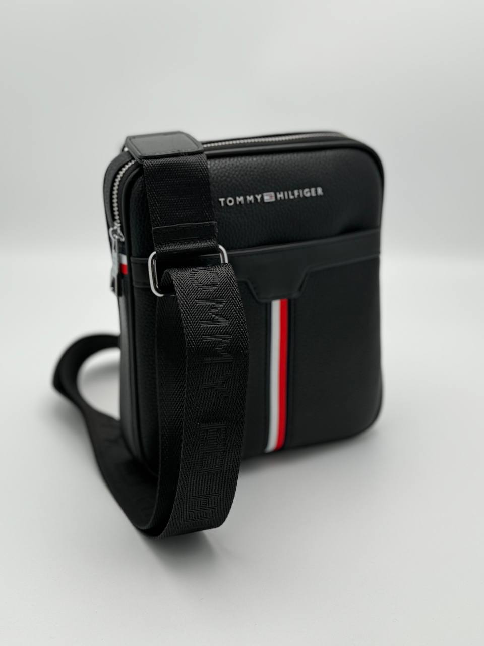 

Сумка мужская Tommy Hilfiger TH-03, черный, TH-03