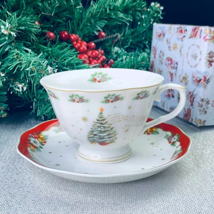 

Чайный набор 12пр. 220 мл НОВОГОДНИЙ в под.уп. Фарфор 205-292 118-205-292, В ассортименте