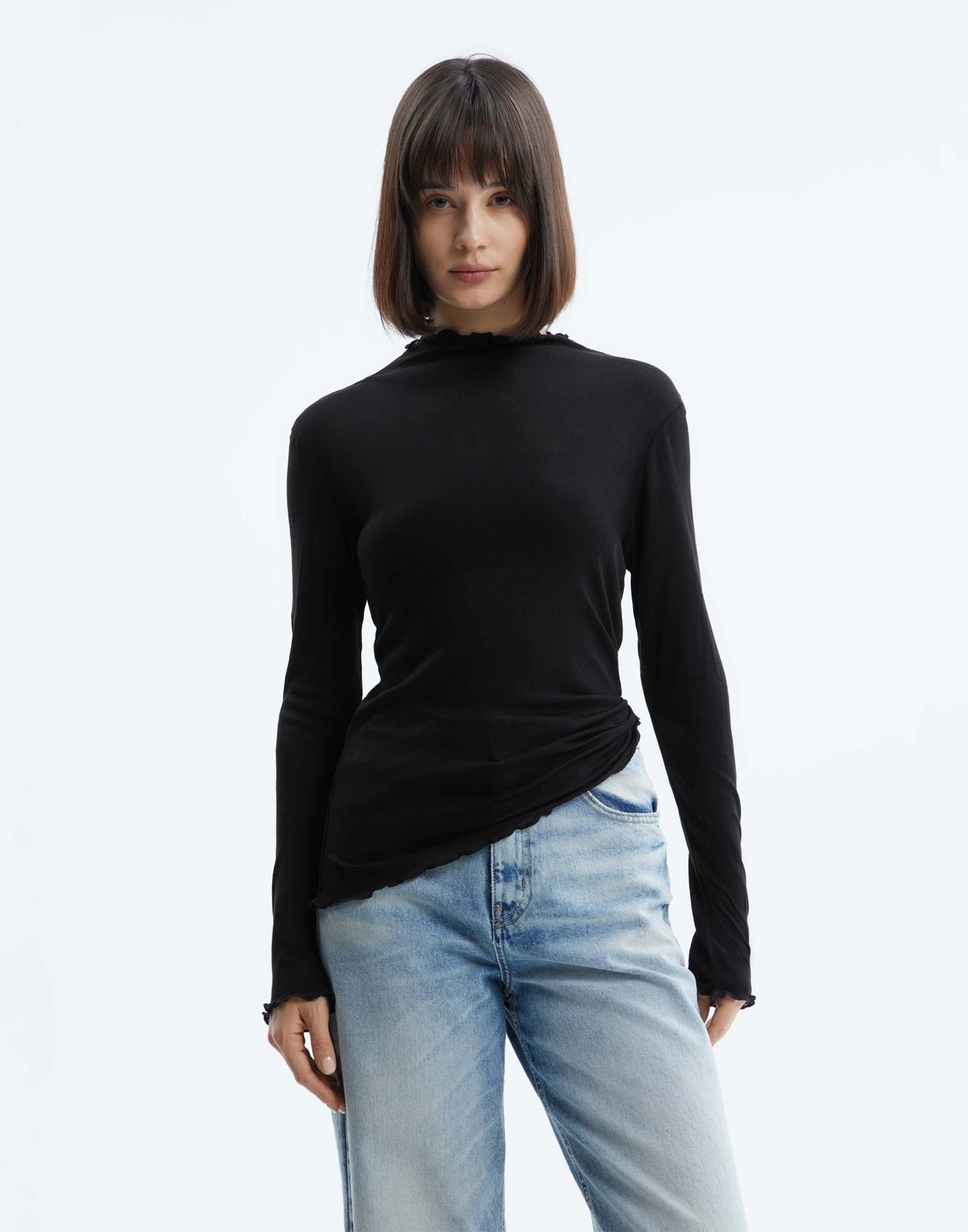 

Водолазка женская Gloria Jeans GKT022135 черный XS/164, GKT022135