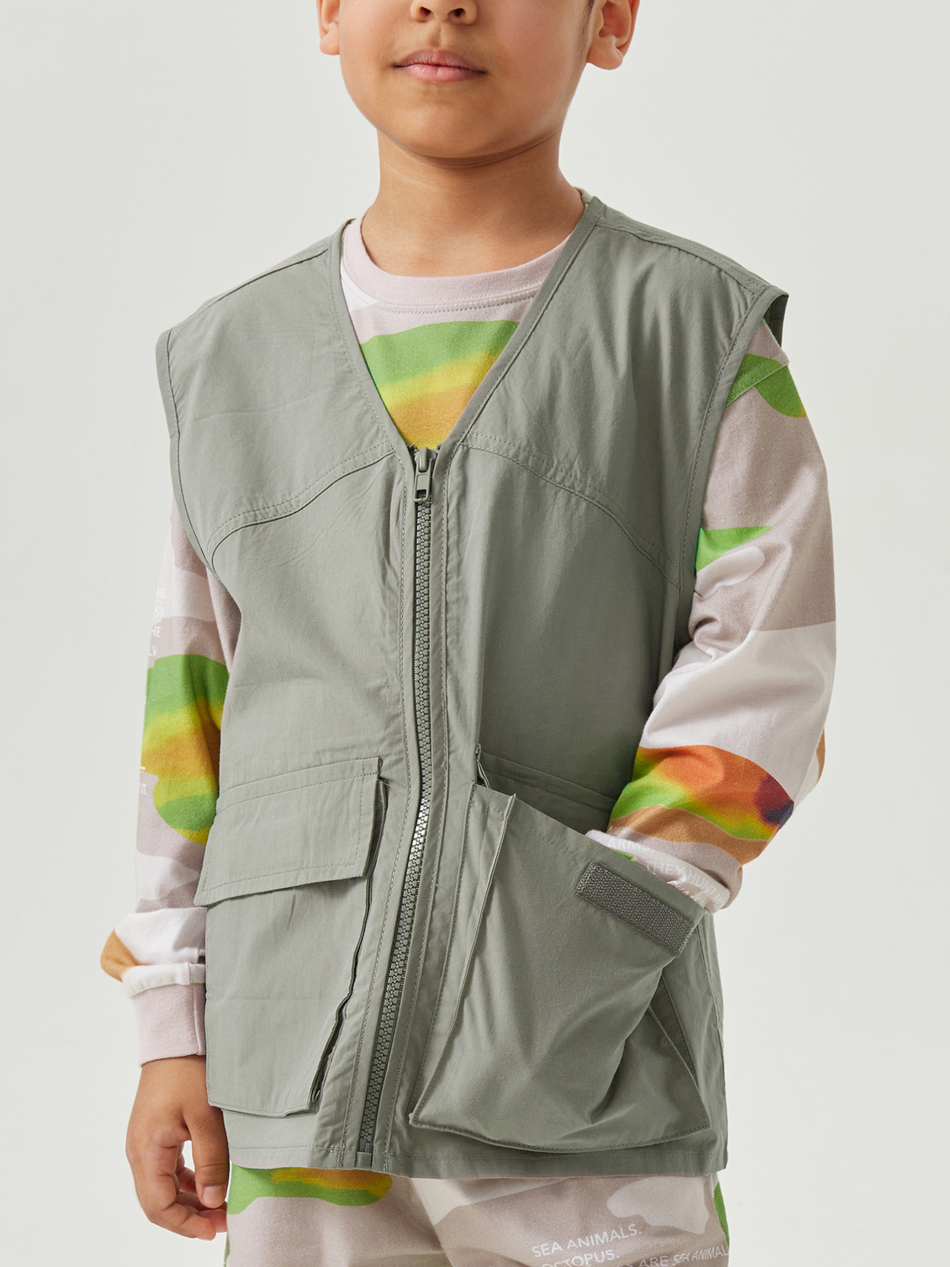 Жилет детский Happy Baby 88204 серый 116 2865₽