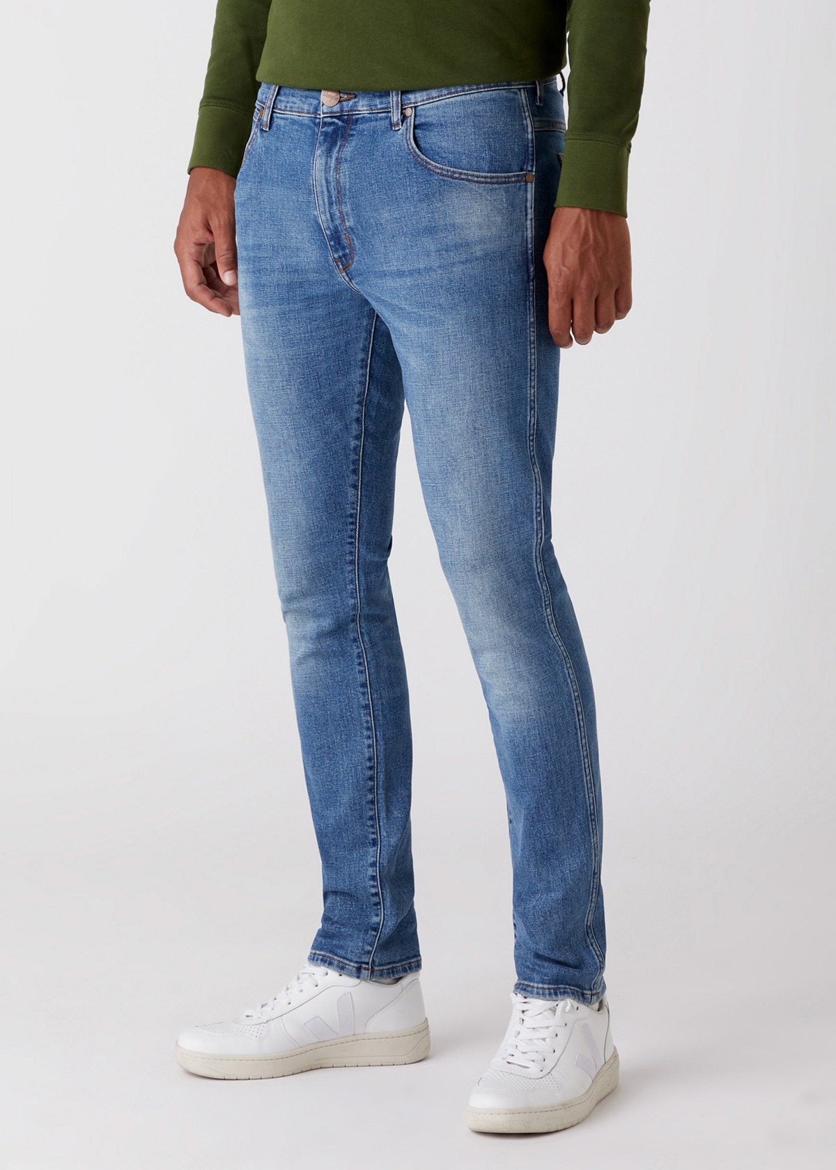 

Джинсы мужские Wrangler W18SQ892R синие 40/34, W18SQ892R