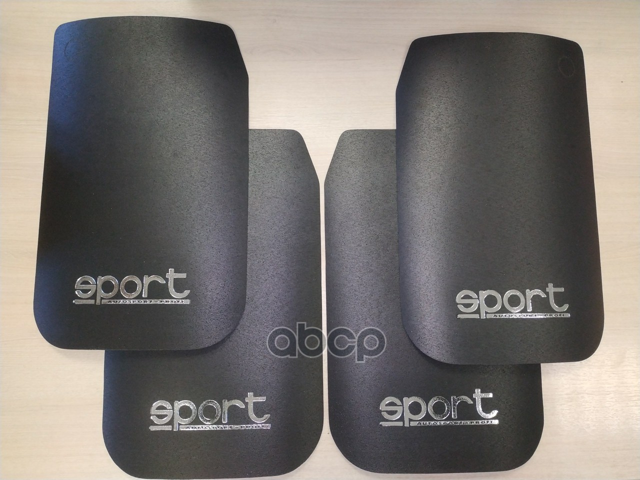 

Брызговики универсальные "АНТЕЙКО" черные "SPORT" (4шт.) 440х280 мм АНТЕЙКО А-371 1шт