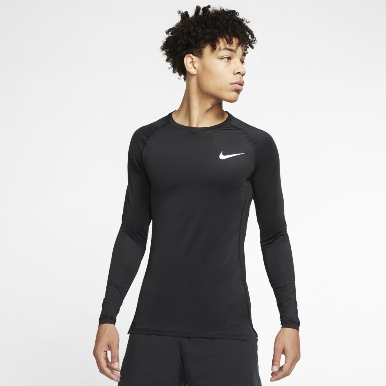 

Лонгслив мужской Nike BV5588-010 черный M, BV5588-010